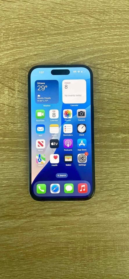 Top Condition! iPhone 15 with 128GB storage - 91% Battery Health