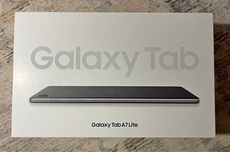 Galaxy Tab A7 Lite with Blue or Red Case