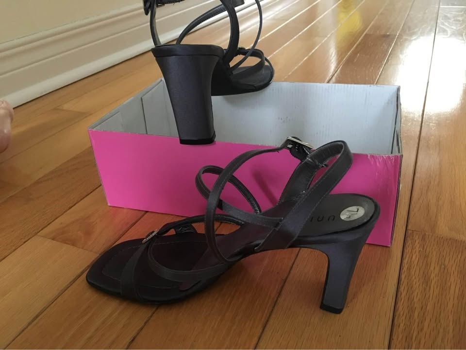 New Ladies Satin Slate Grey Strappy Dress Sandals Size 7.5 - photo 3
