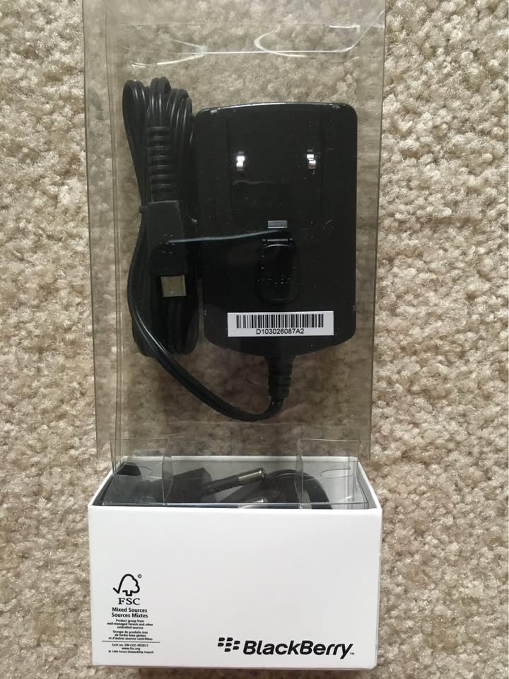BlackBerry & Motorola Cell Accessories - $15 - P/U Markham - photo 2