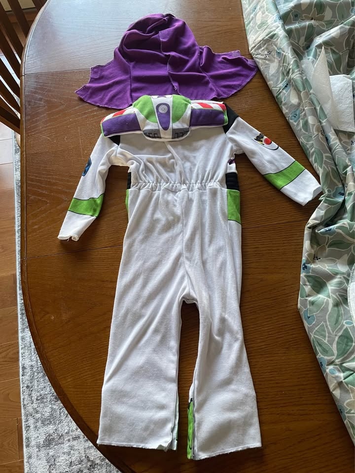 Buzz Lightyear 2T Costume with Hood - photo 2