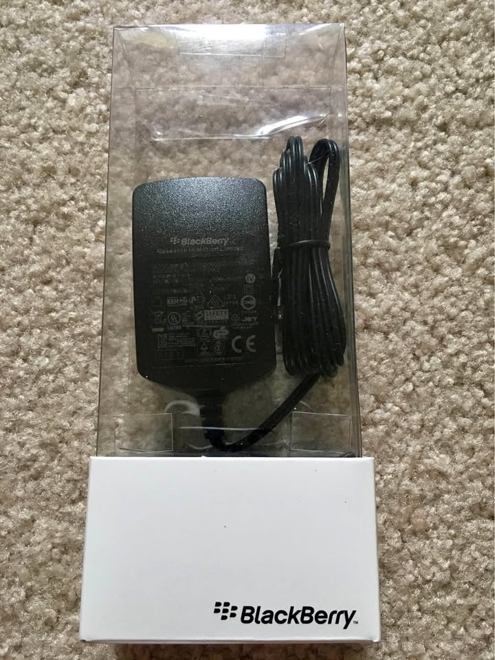 BlackBerry & Motorola Accessories - $15 - P/U Markham