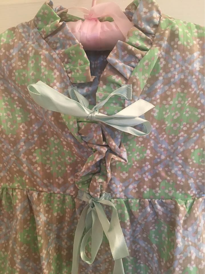 Girls 2 Piece Ruffle Cotton Dress size 10 Made in Canada - photo 4