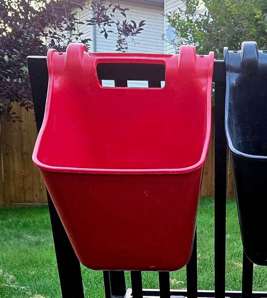 Duraflex Hook Over Portable Feeder - photo 4