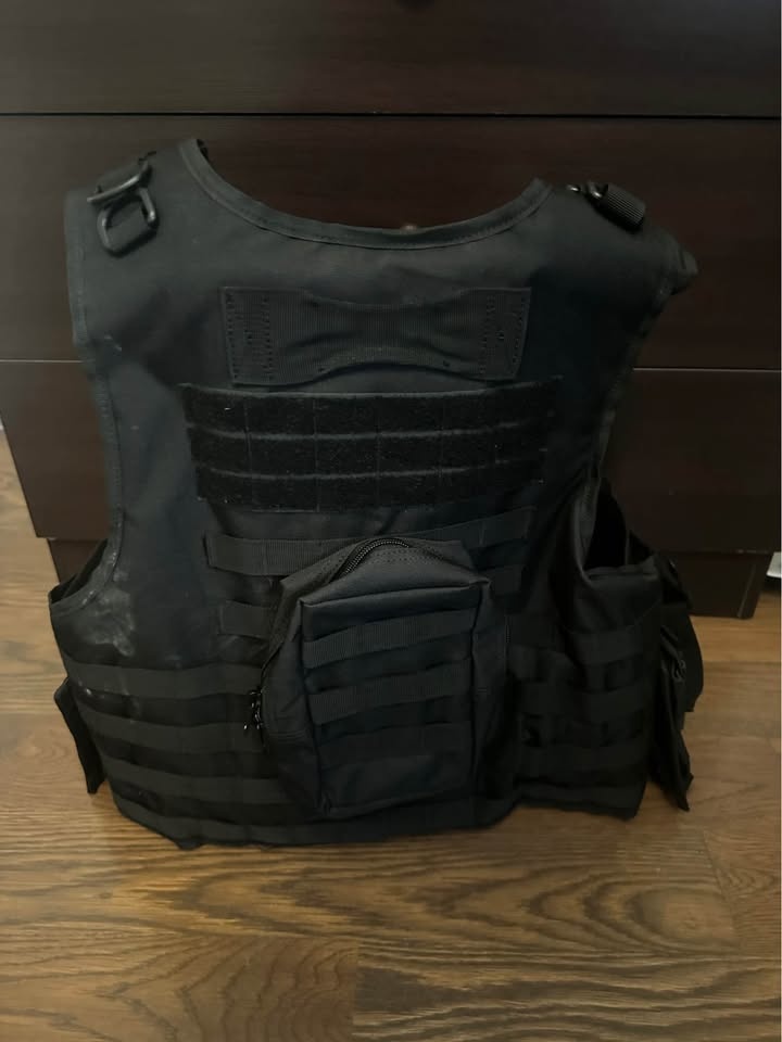 Tactical Vest (airsoft) - photo 2