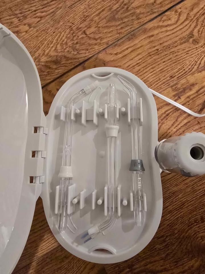 Waterpik Ultra Waterflosser - photo 2
