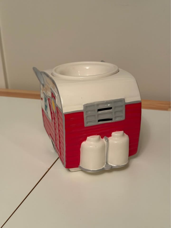 Scentsy Warmer - Camper - photo 2