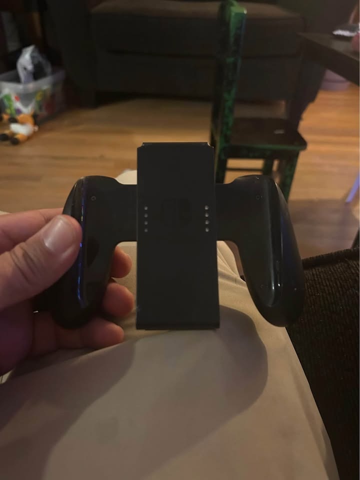 Switch joycon grip - photo 2