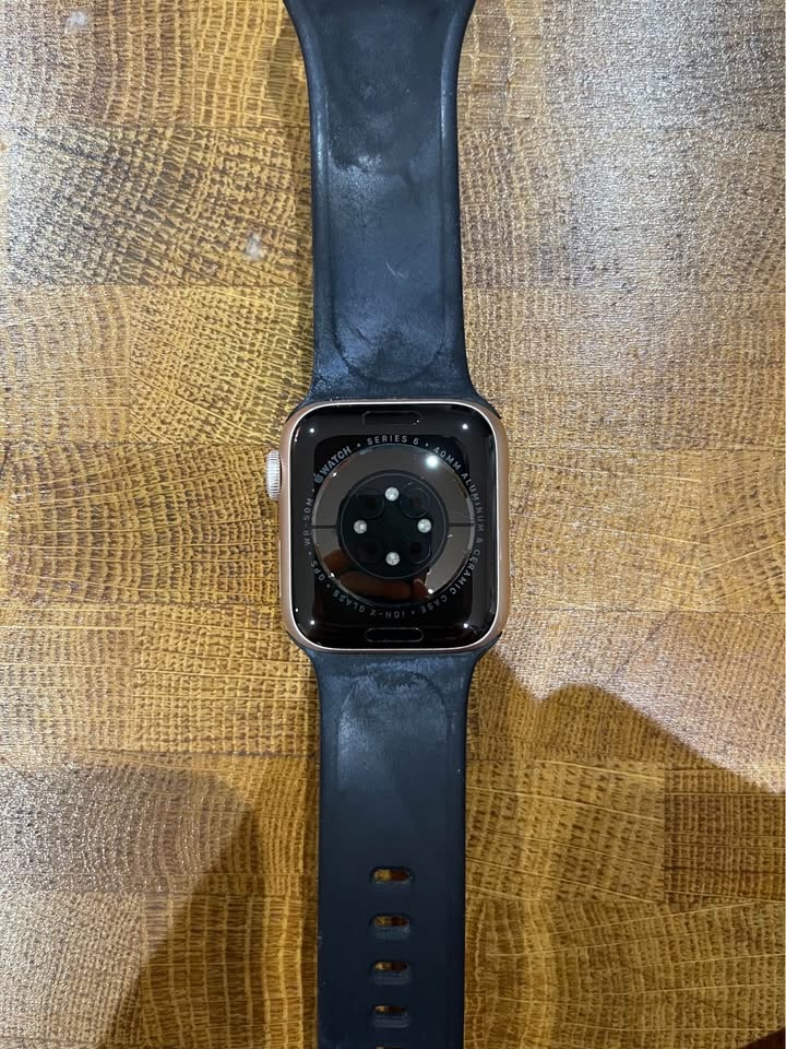 Apple Watch Series 6 (GPS) 40mm Rose Gold - photo 4