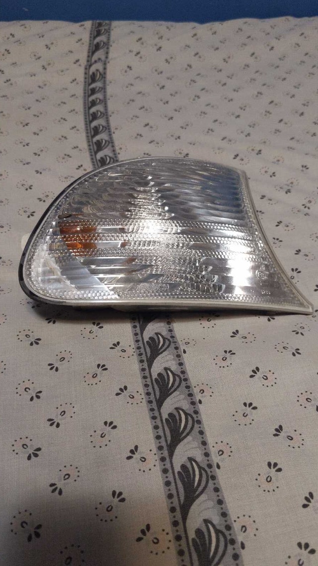 BMW Side Marker Light or Indicator E46 - photo 3