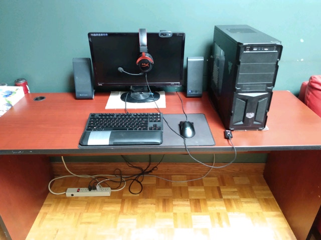 Office/home computer desk
