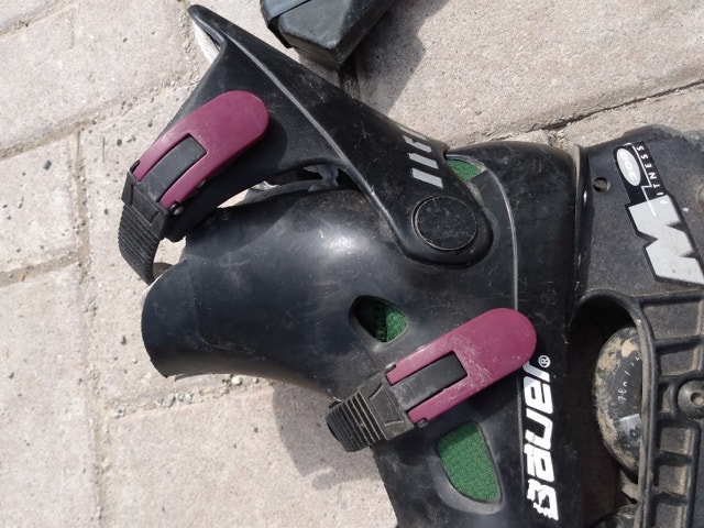Black Bauer rollerblades for the summer - photo 4