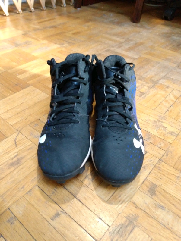 Blue UnderArmour Baseball cleats - photo 3