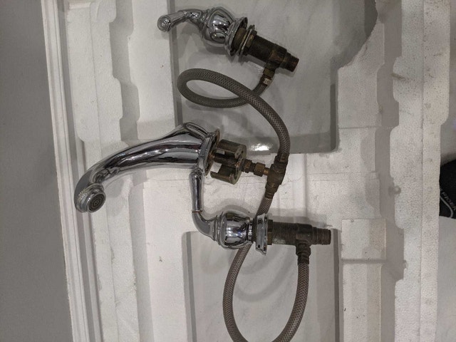 Sink faucet