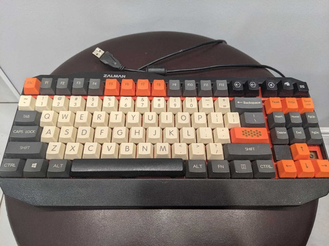 Zalman red switch 75% keyboard