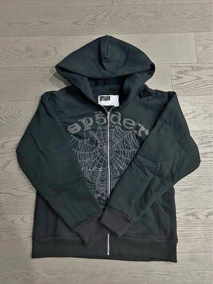 Spider black zip up hoodie size M