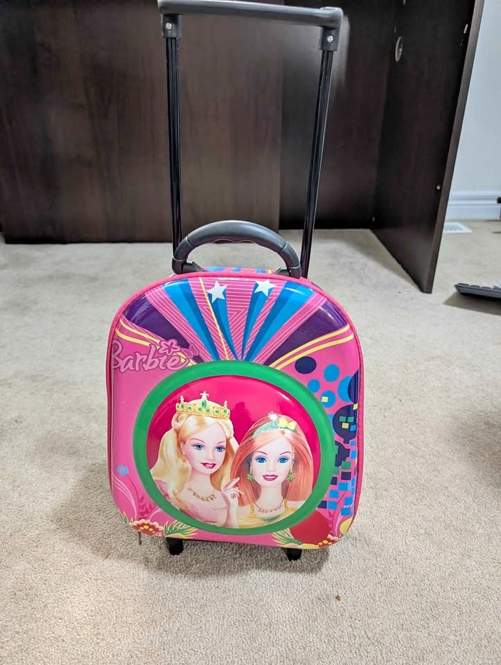 Barbie carry on bag with wheels