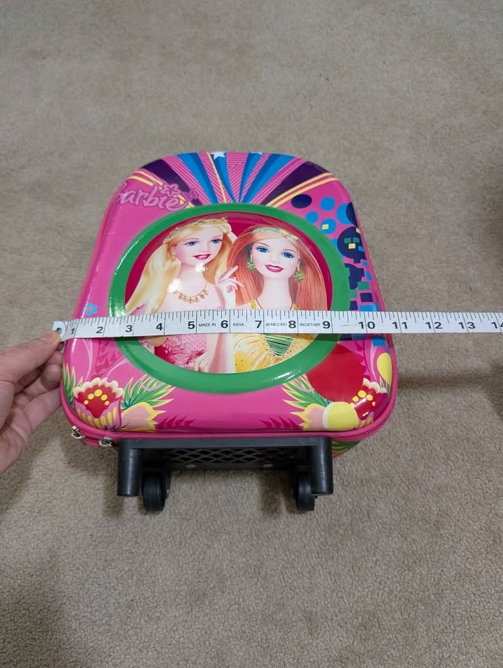 Barbie carry on bag with wheels - photo 5