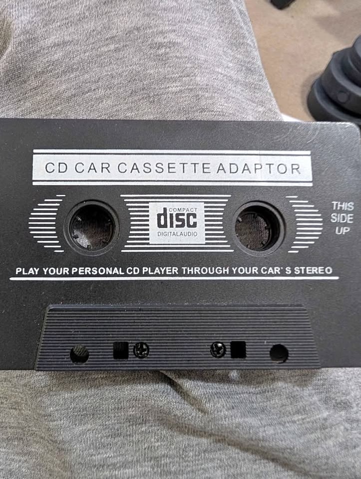 Cassette to CD adaptor