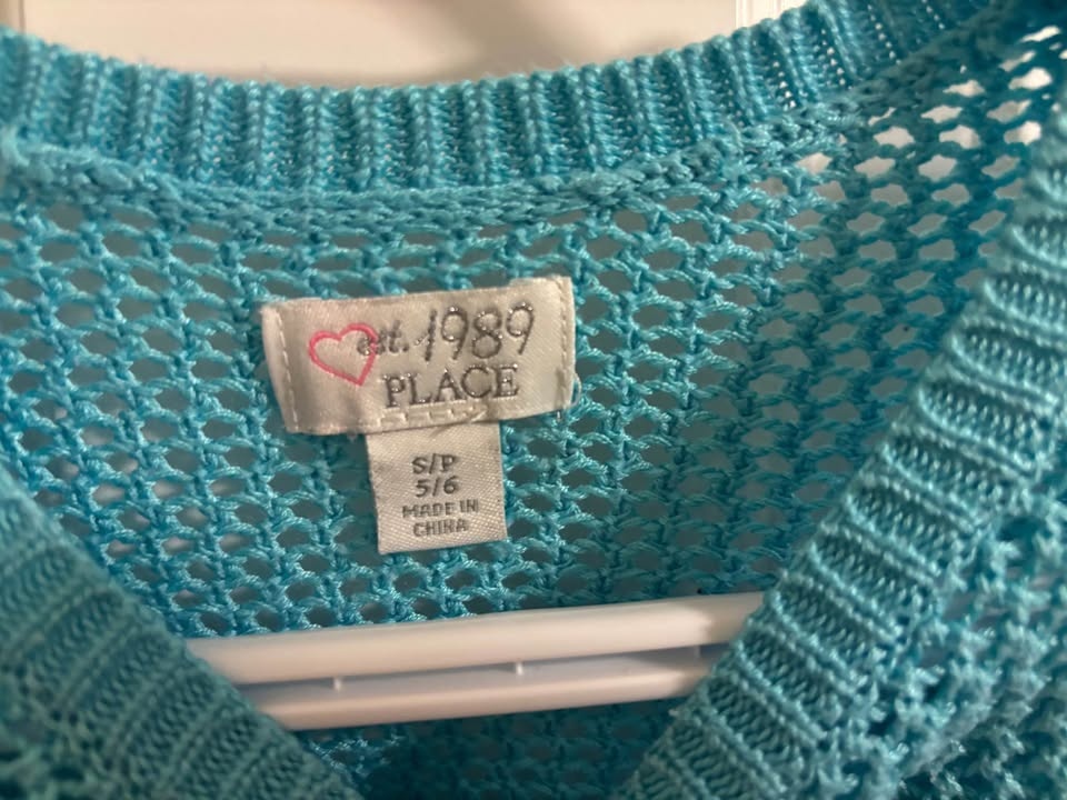 Children’s Place size small (5/6) pretty sweater - photo 3