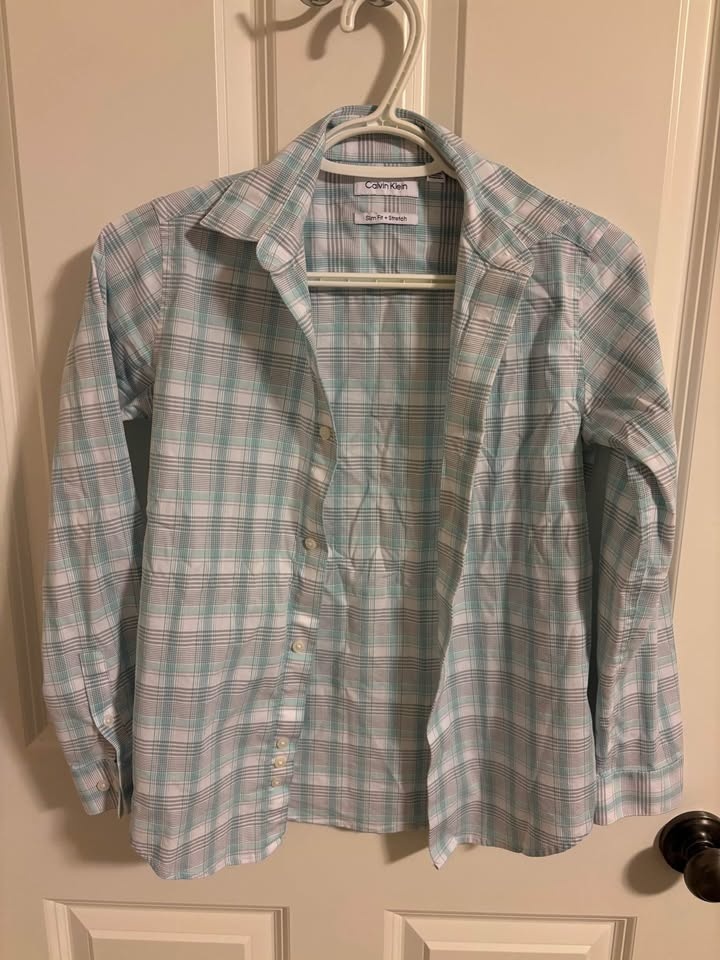 Child size 12 Calvin Klein dress shirt - photo 2