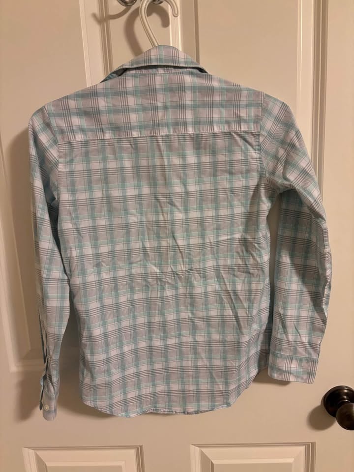 Child size 12 Calvin Klein dress shirt - photo 3