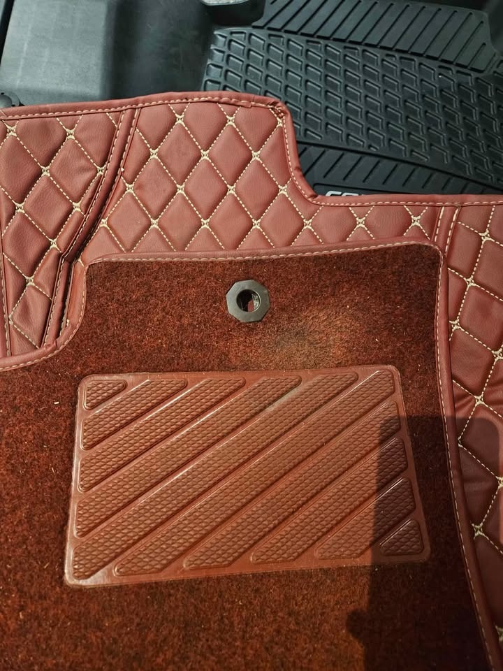 Toyota Corolla Custom Red Leather Mats (2020–2025) - photo 2