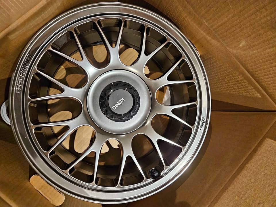Konig MRK1 Flow Formed 17x8 +40 5x114.3 (Like new)