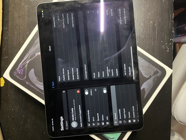 iPad Pro + Apple Pencil + Cases