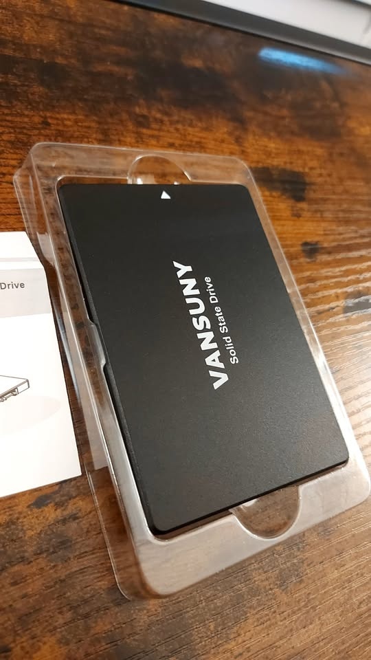 Vansuny 2TB SATA III SSD Internal Solid State Hard Drive 2.5 - photo 5