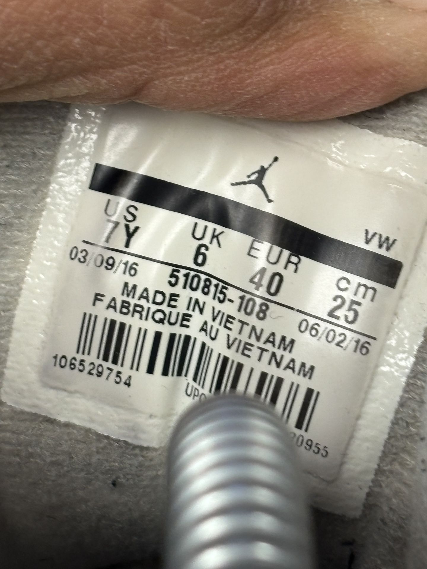 Air Jordan 12 Wolf Grey GS - photo 5