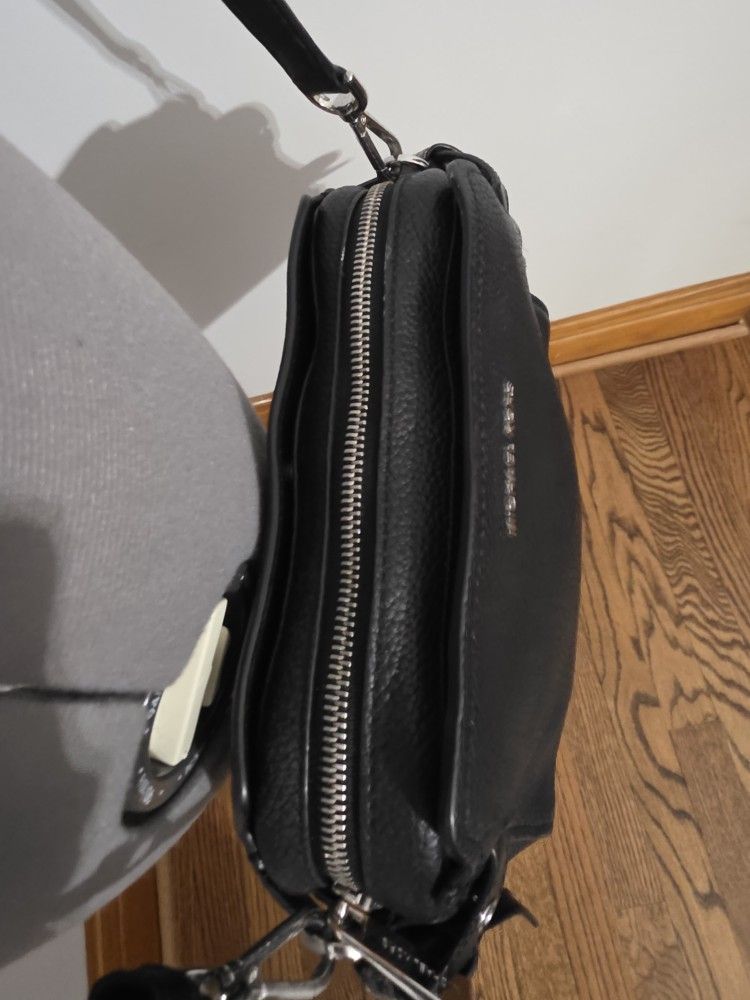 MK Bristol Leather Crossbody - photo 5