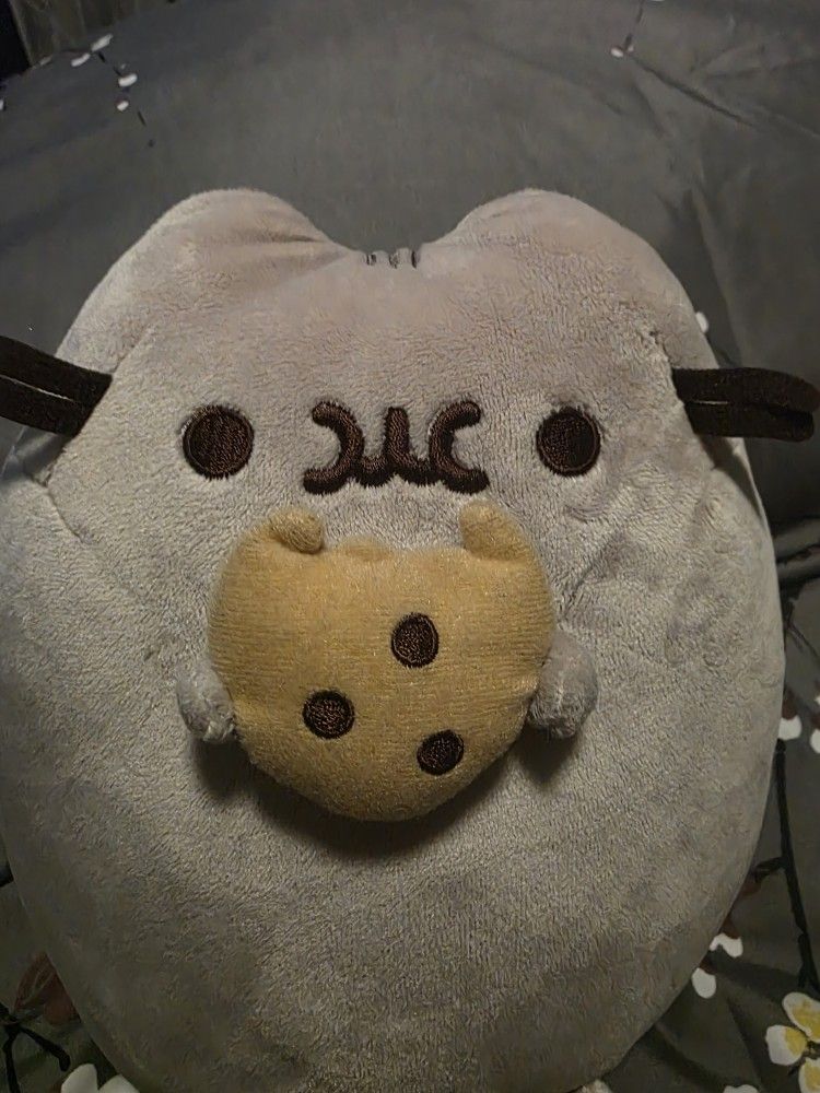 Pusheen Cat with Cookie Plush - photo 3