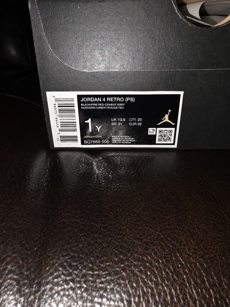 Jordan 4 Retro Bred Reimagined - photo 3