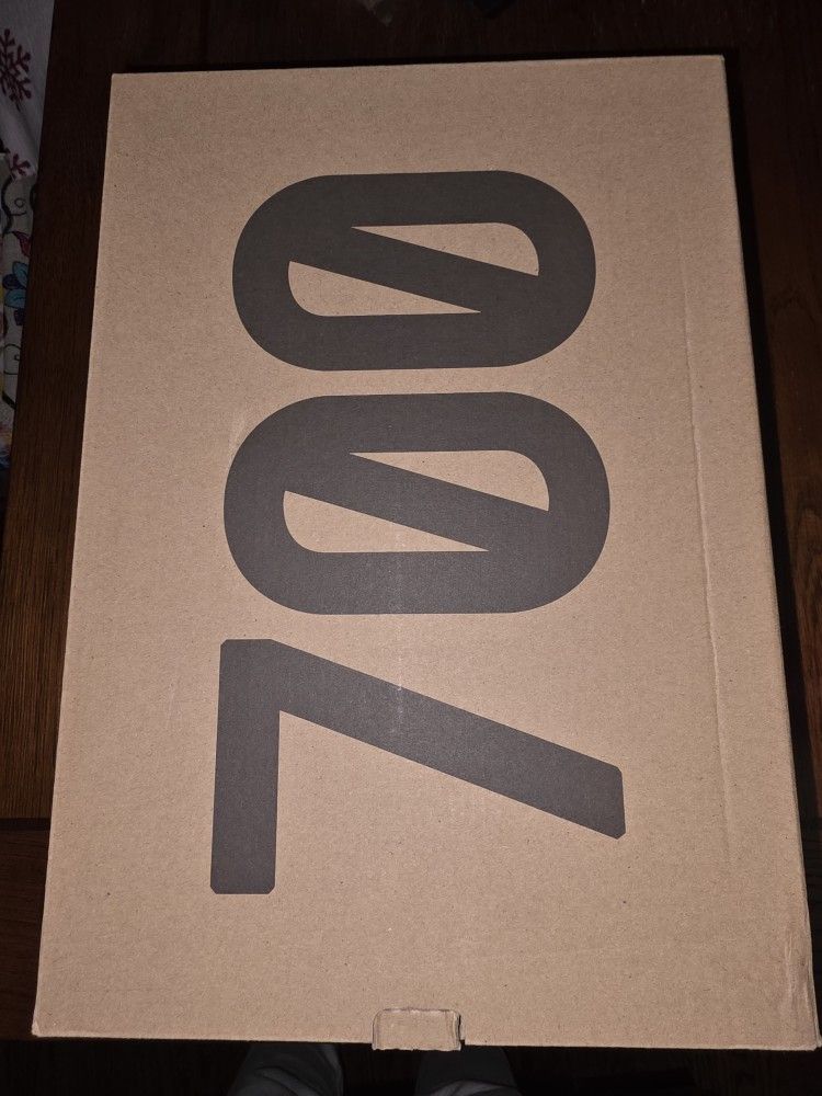 Adidas Yeezy Boost 700 MNVN - photo 3