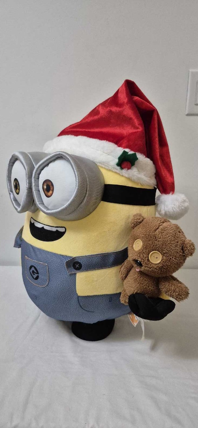 Despicable Me Minion Bob Christmas Door Greeter plush toy - photo 2