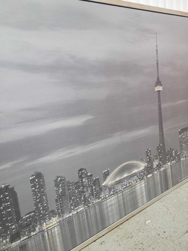 Toronto skyline wall hanging - photo 4