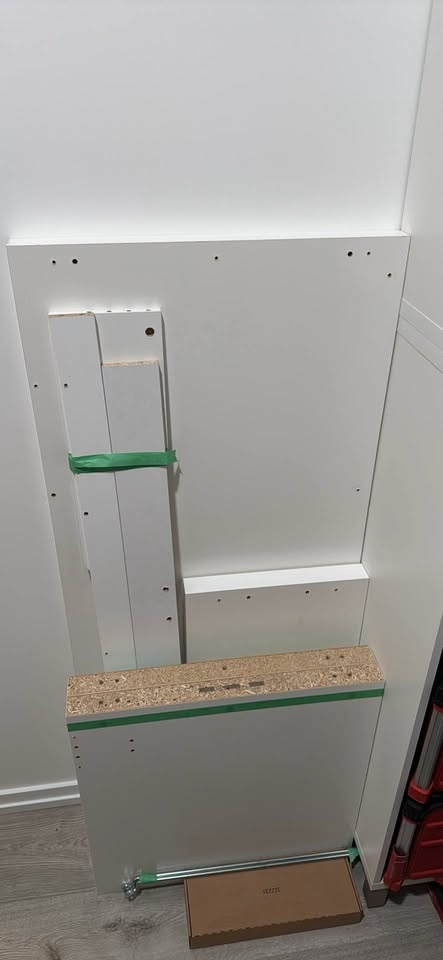 Malm Desk with Pull Out panel - photo 2