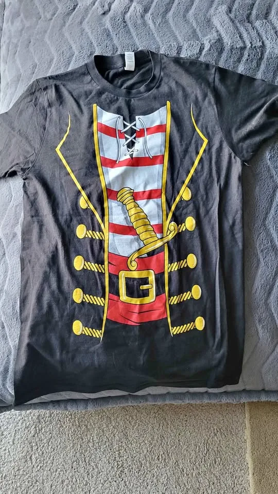 Medium Pirate Tshirt Brand new $20 thumbnail