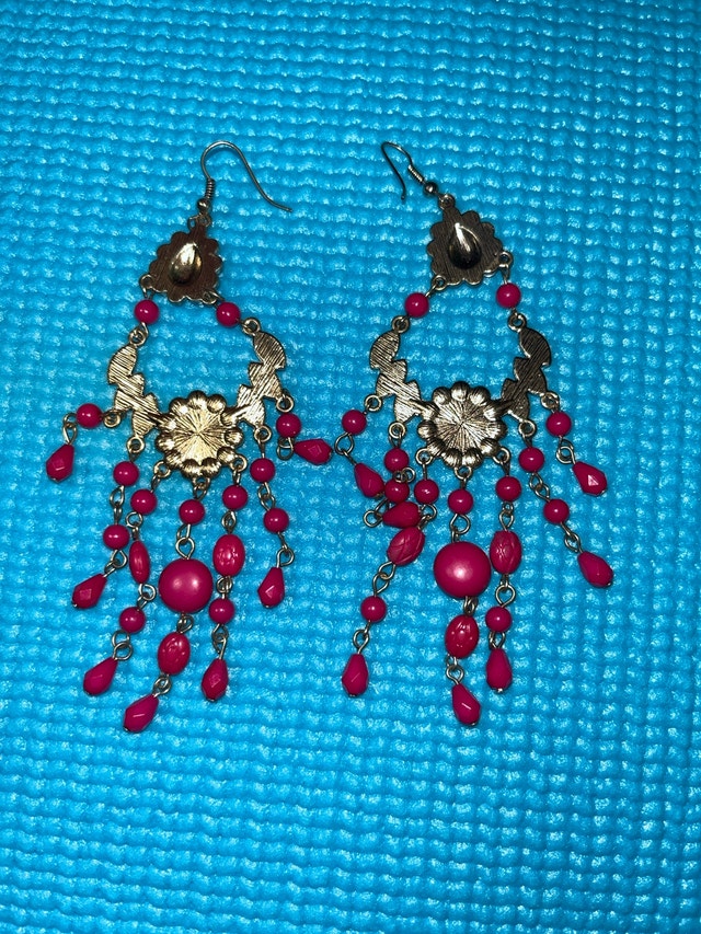 Pink Chandelier Earrings - photo 3