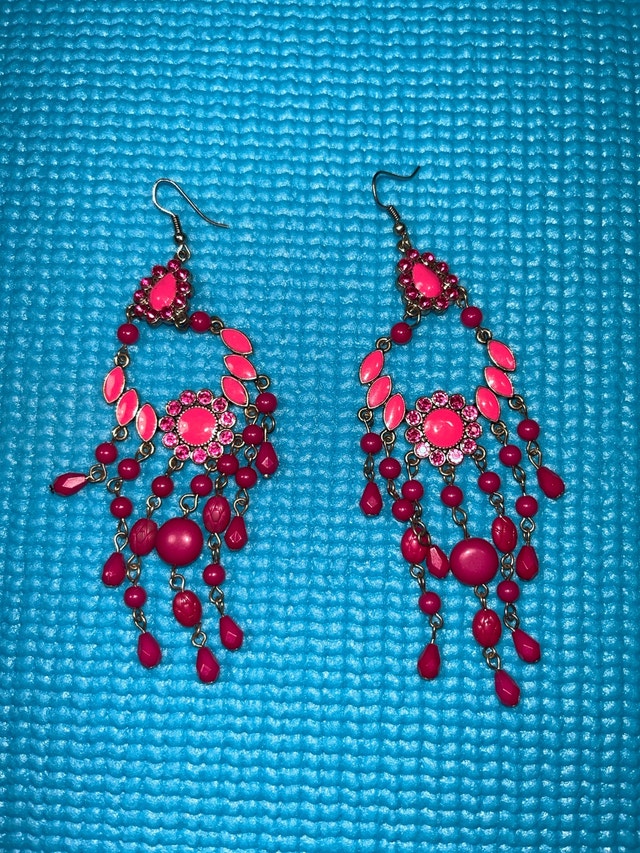 Pink Chandelier Earrings - photo 4