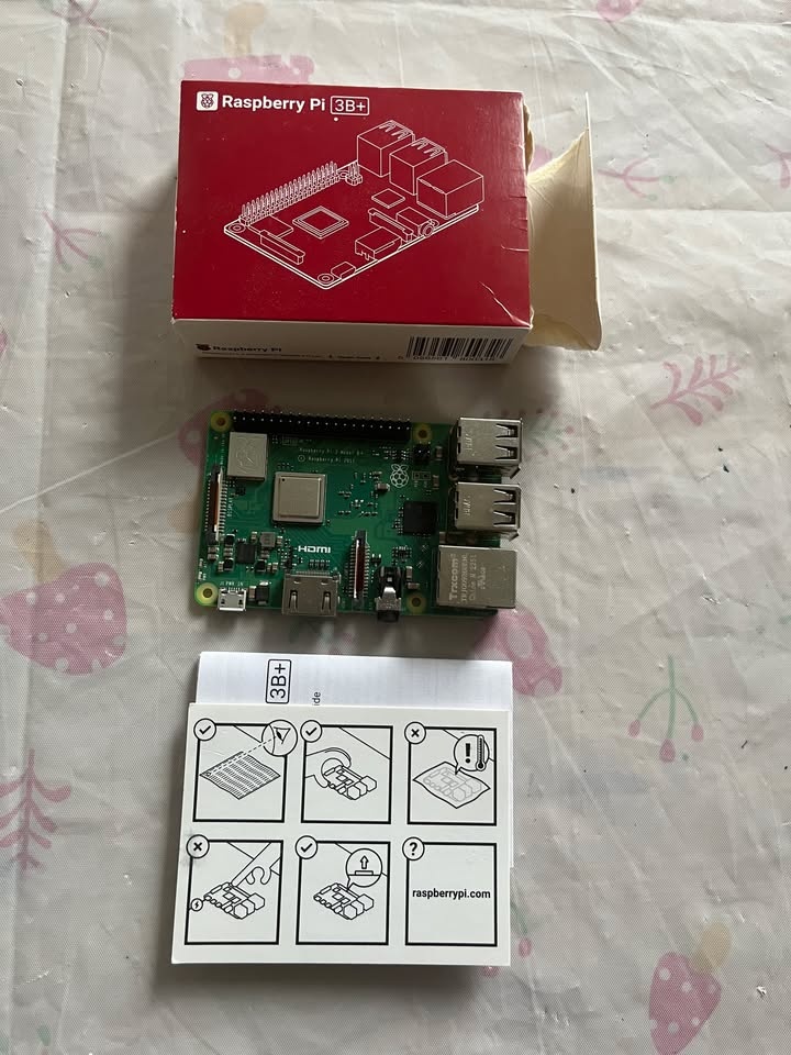 Raspberry Pi 3 Model B+ - photo 3