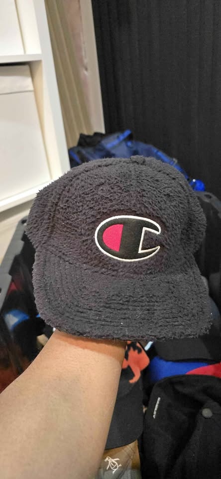 Champion hat unisex