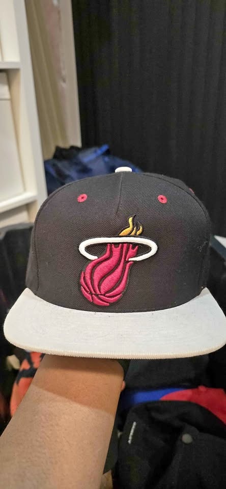 Mitchell and Ness Miami Heat hat