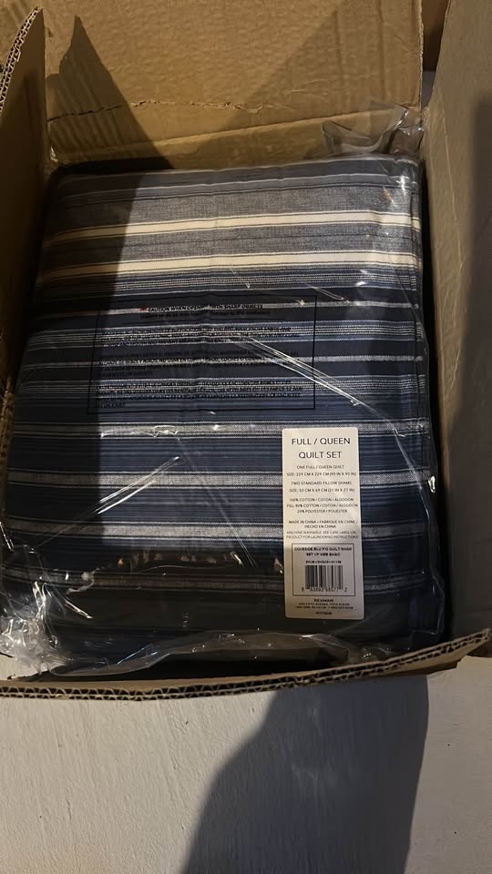 Coverside Blue King Quilt/Sham Set - photo 5