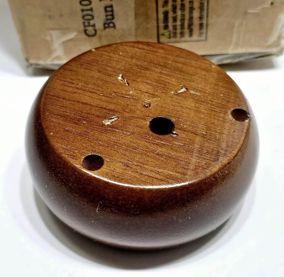 New-Crosley Hedon Bun Foot Mahogany CF0101-MA