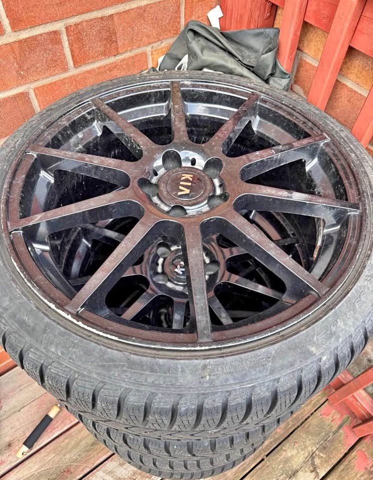18” Black Alloy Winter Tires Set (225/45R18) – 5x114.3