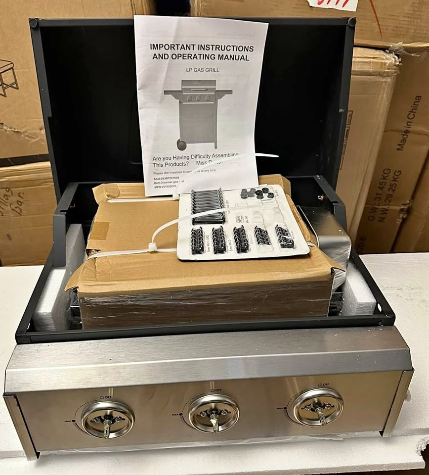 3 Burner Propane Gas Barbecue Grill