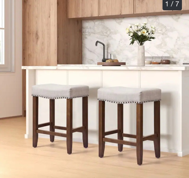 New-Subrtex Bar Stools / Counter Stools Saddle Linen /Solid wood