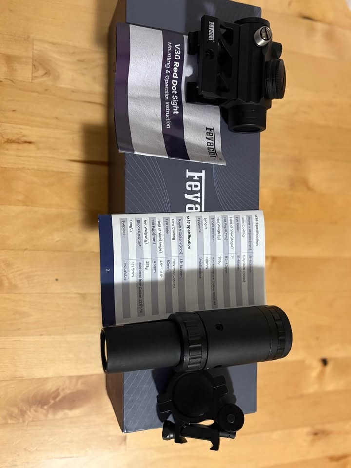 Feyachi V30 Red Dot Sight with Magnifier & Mount - photo 2
